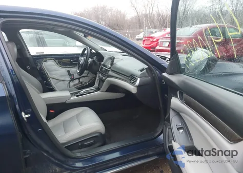 2020 Honda Accord Hybrid Ex-L из США, поврежденный, VIN 1HGCV3F57LA001598